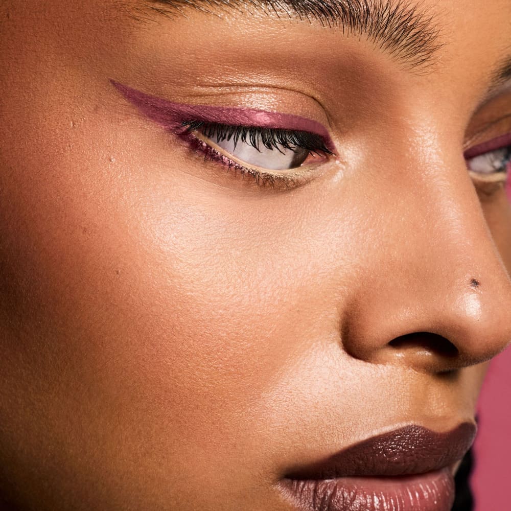 FINE LINEZ MICRO PRECISION (L&Aacute;PIZ DELINEADOR EN GEL)